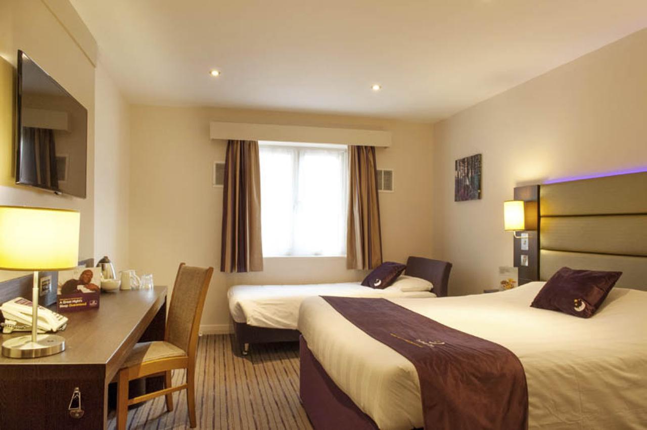 Premier Inn London Eltham Ngoại thất bức ảnh