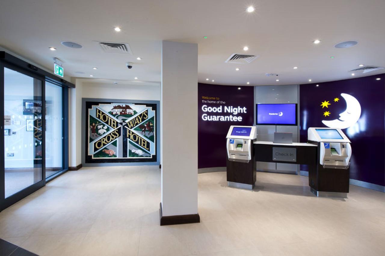 Premier Inn London Eltham Ngoại thất bức ảnh